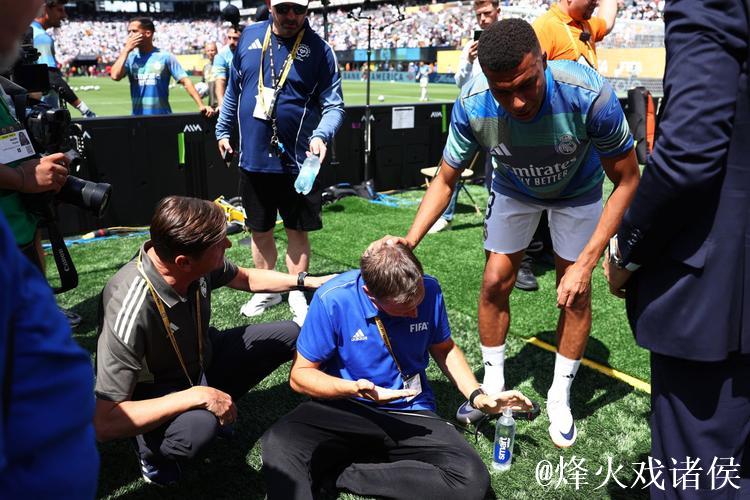 姆巴佩因伤缺阵 皇马主场再遭曼城击败 姆巴佩因伤缺阵 皇马主场再遭曼城击败