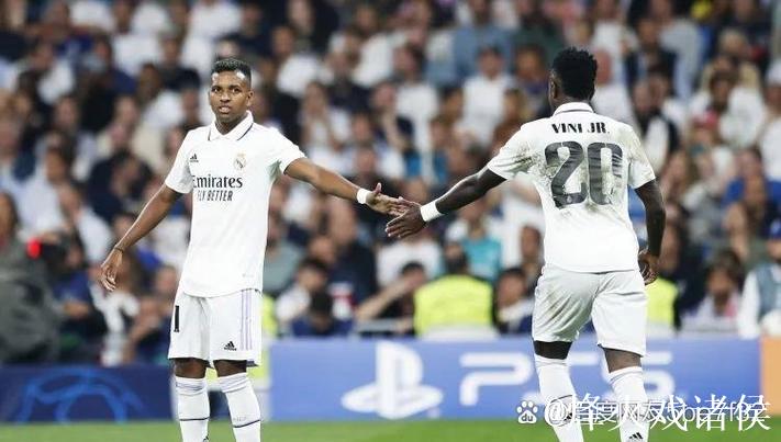 欧冠-马尔基尼奥斯快速破门巴尔科拉罚丢点球 巴黎4-0大胜亚特兰大